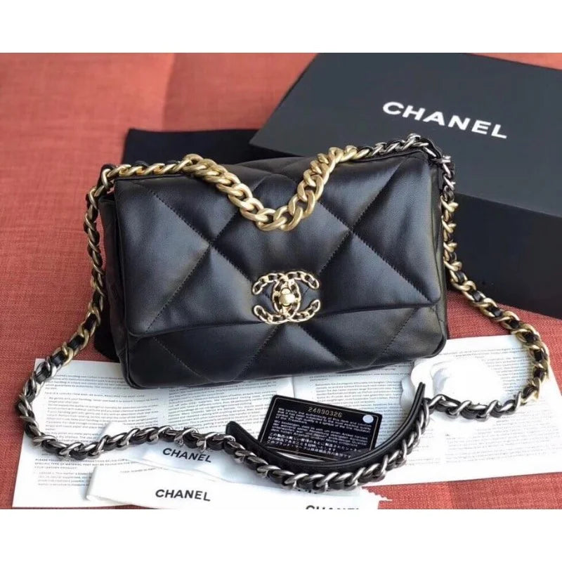 Lambskin Flap Bag N82316