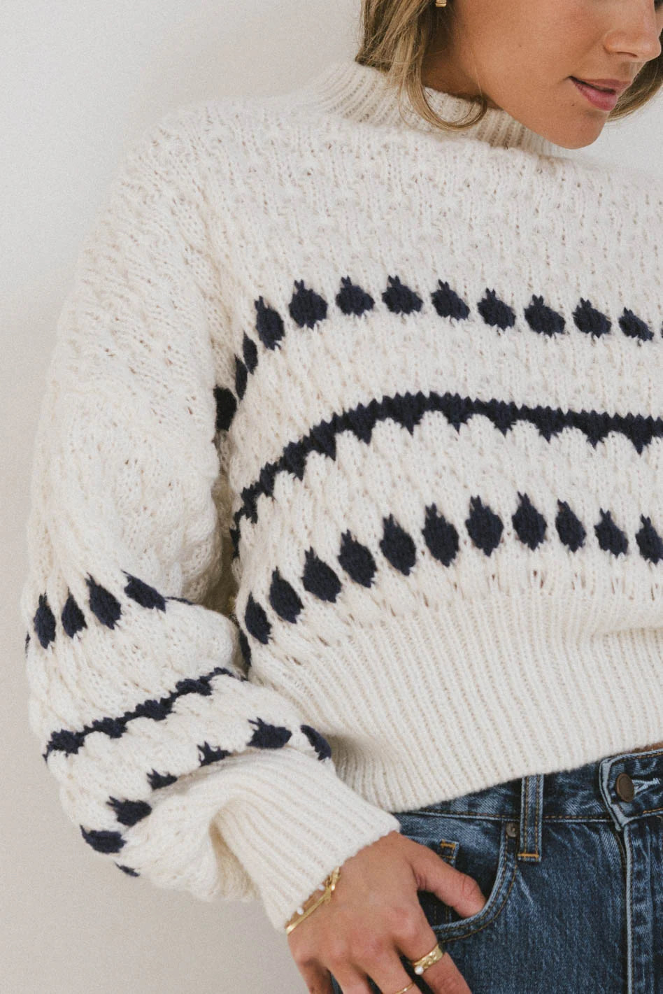 Navy Knit Sweater Q874004