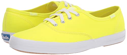 Women's Champion Seasonal Sneaker T570668
