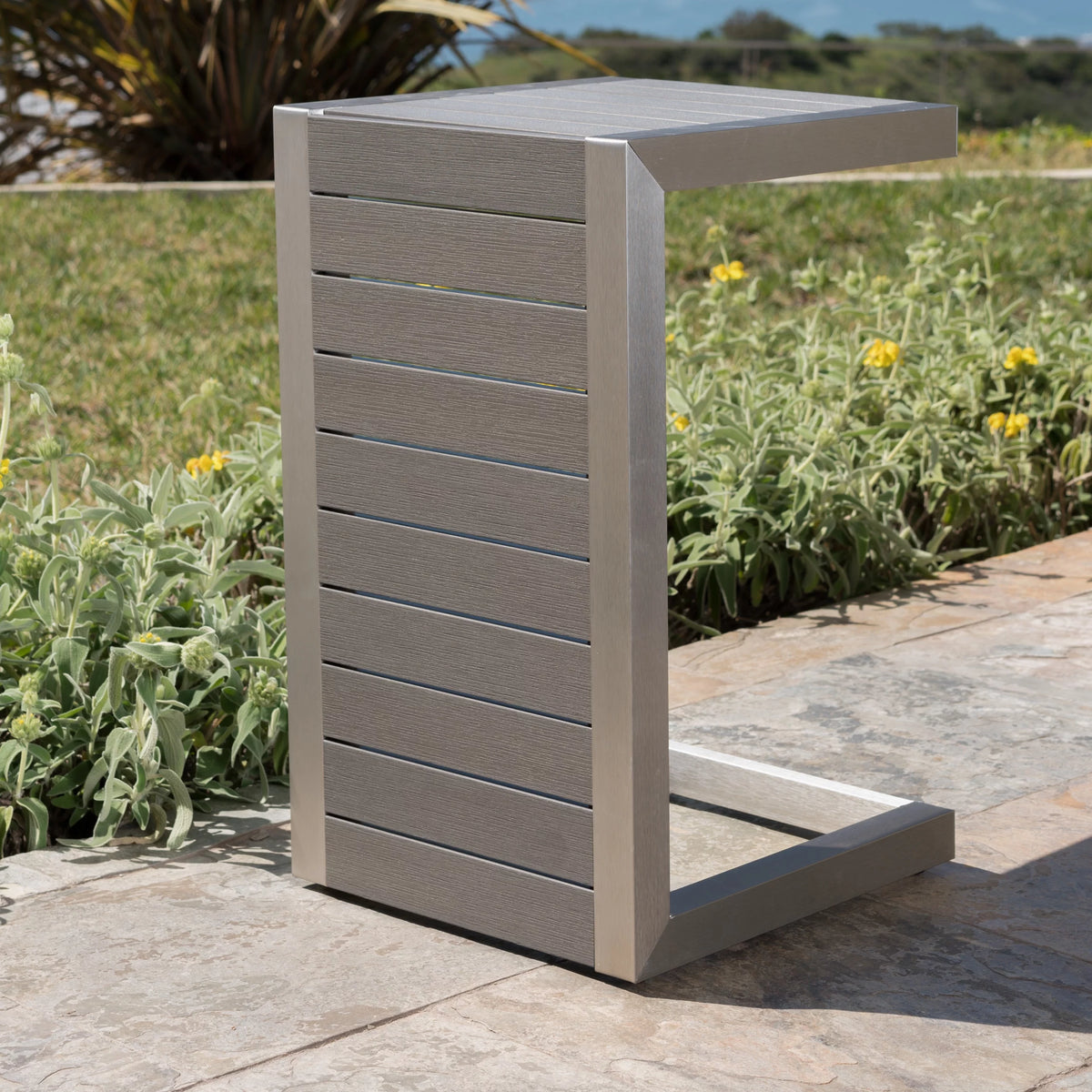 Outdoor Faux Wood C-Shaped End Table T93434