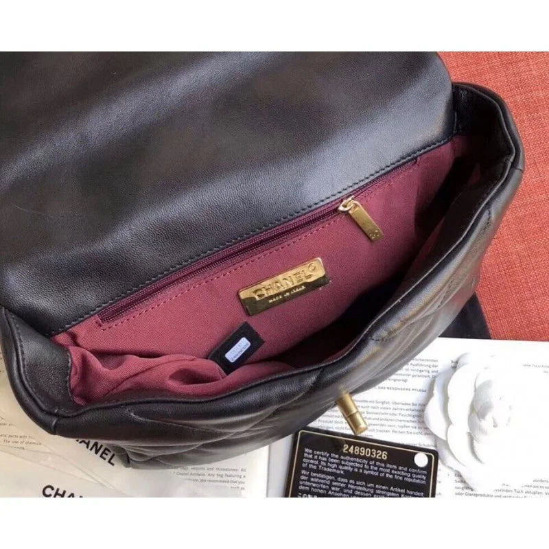 Lambskin Flap Bag N82316