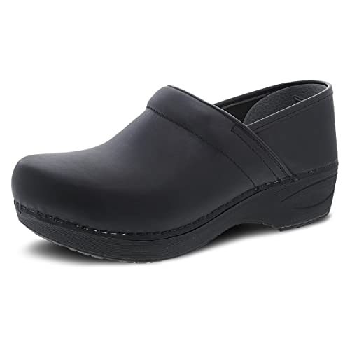 Lightweight Slip-Resistant Clogs V12485