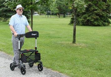 Red Rollator S8084