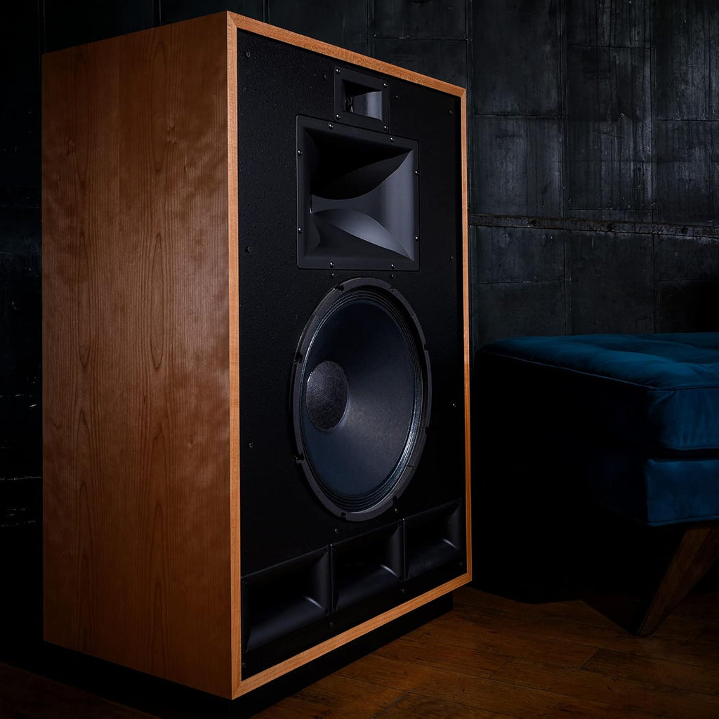 Walnut Floorstanding Speakers U406472