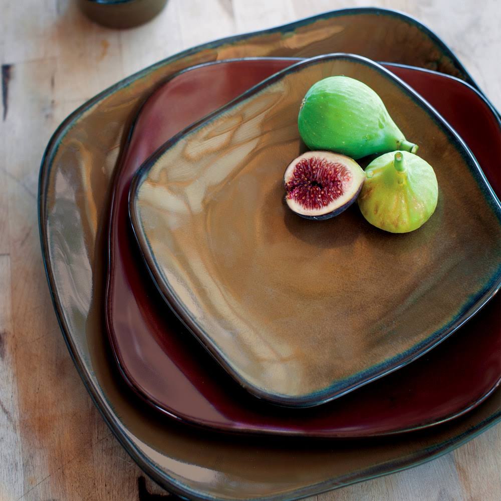 11 in. Vitrified China Square Plate C473