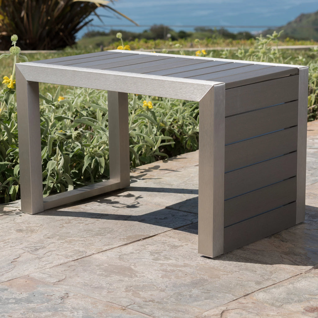 Outdoor Faux Wood C-Shaped End Table T93434